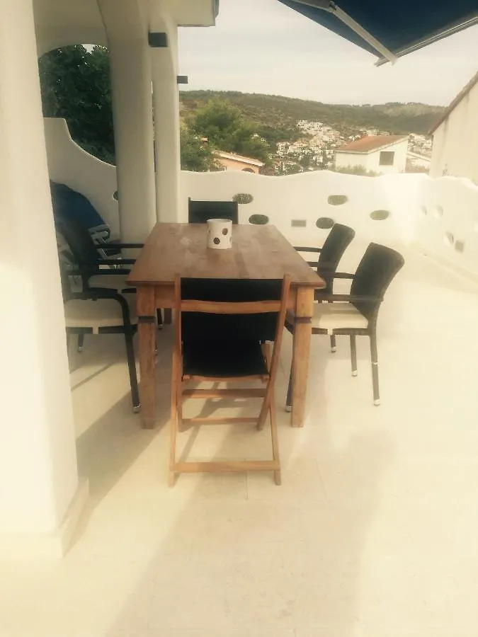 Villa Vilma Trogir Apartment